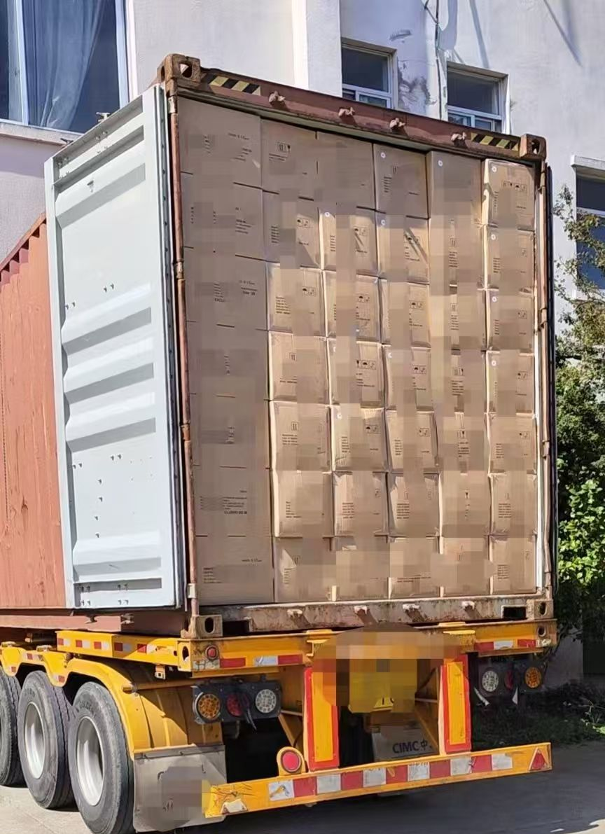 2,400,000 guantes exportados a Kirguistán